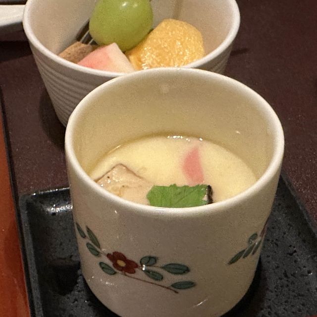 万座亭の夕食と朝食の様子