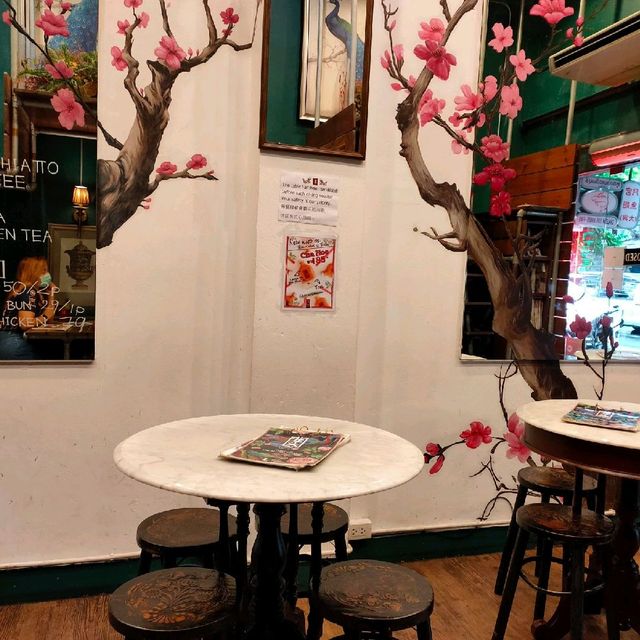 Lhong Tou Cafe (หลงโถว คาเฟ่) เยาวราช 