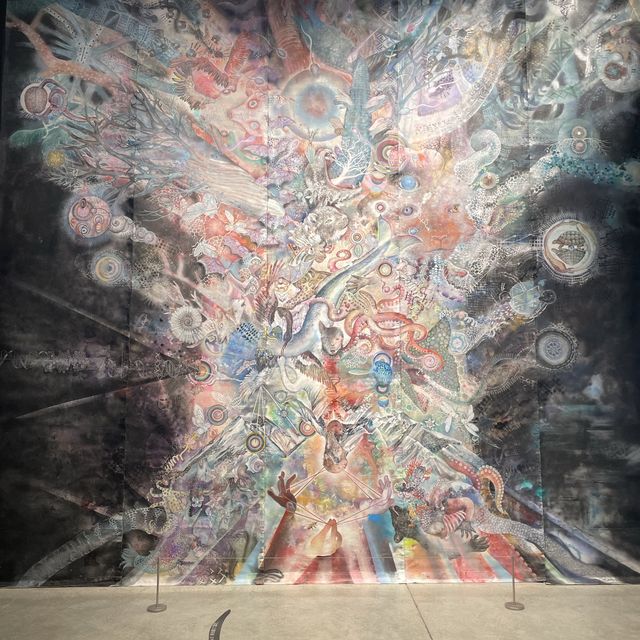 本とアートの世界