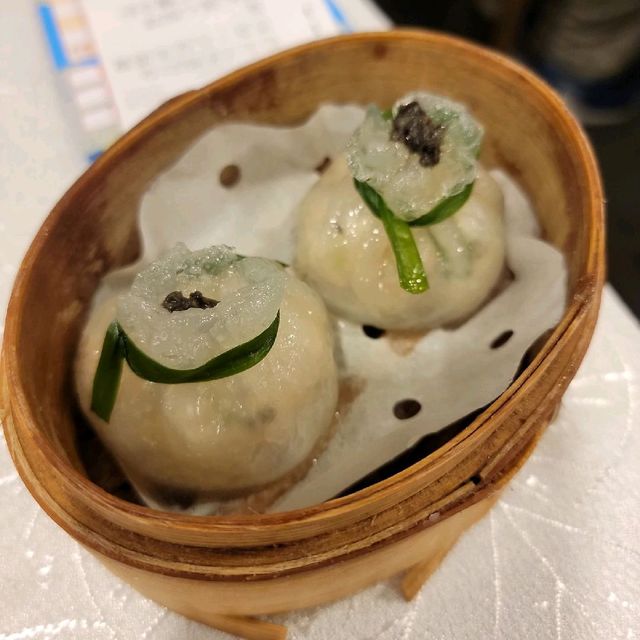 你以為有漢堡包🍔就一定係西餐🍽🙅‍♀️嗎？！🤭😜🤭