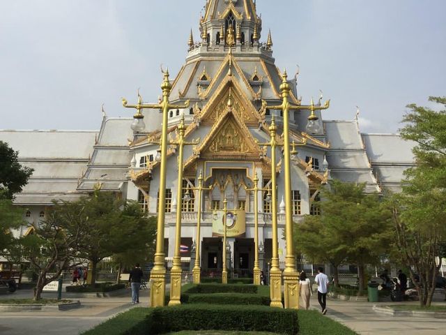 วัดโสธรวรารามวรวิหาร
