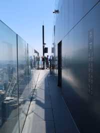 ตึกมหานคร หรือ Mahanakorn sky walk กรุงเทพ