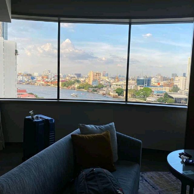 Executive Lounge