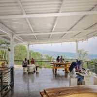 Modern Mix Traditional Cafe 