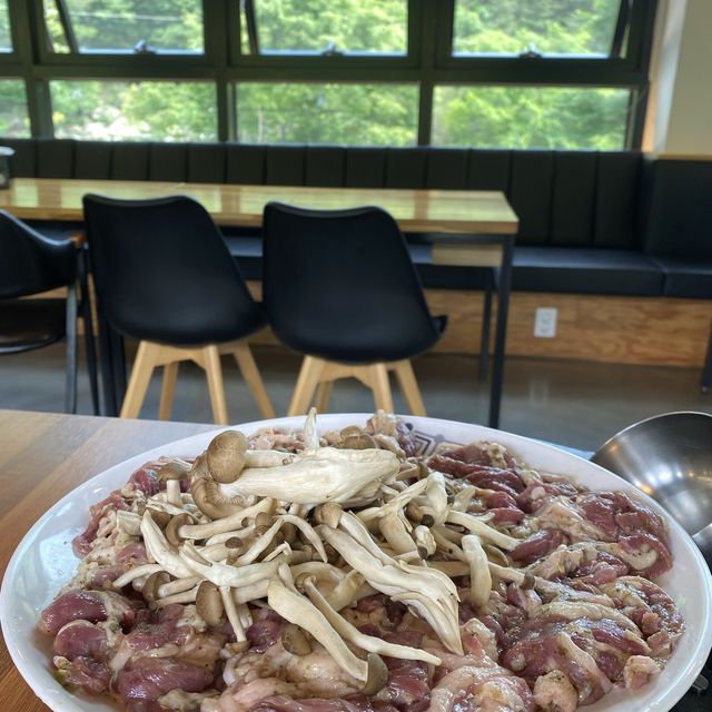 지리산 함양의 흔한 오리고기집 뷰