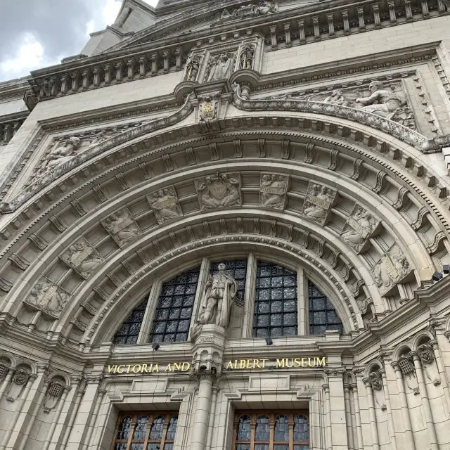 Victoria and Albert Museum 維多利亞和艾伯特博物館