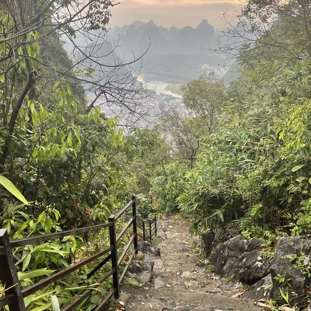 Tv Tower hike - Yangshuo main village 