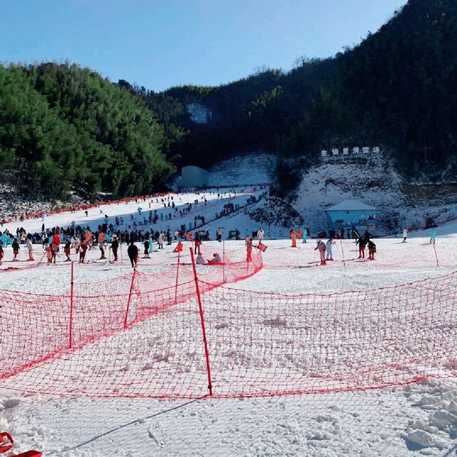 Ski/Snowboarding in Tonglu!❄🎿🏂