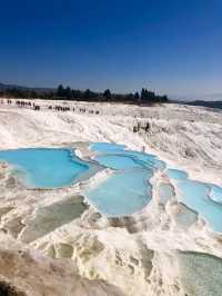 Pamukkale, the cotton castle💙🤍