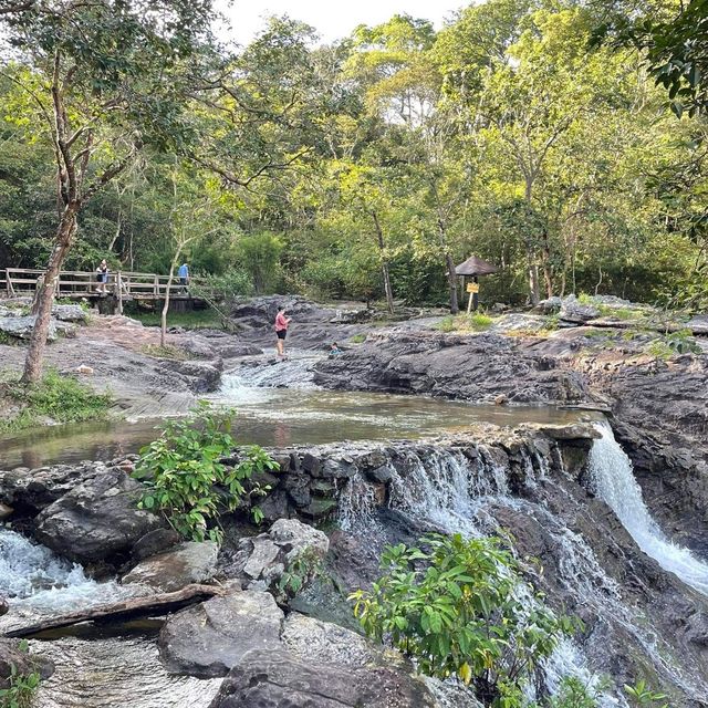 น้ำตกคำหอม⛰️🪵🍃