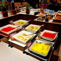 Wide Spread Buffet Options - Photo Ed