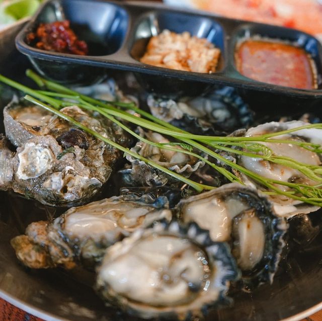 เออ กุ้งเผา บุฟเฟต์อลาคาสสุดจัดในย่านบางแสน 