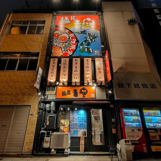 【大阪 難波】日本橋1丁目の交差点からスタート✨
