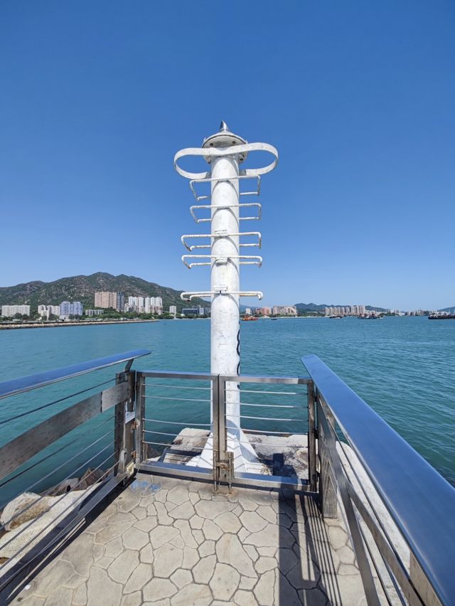 屯門海濱幻愛橋