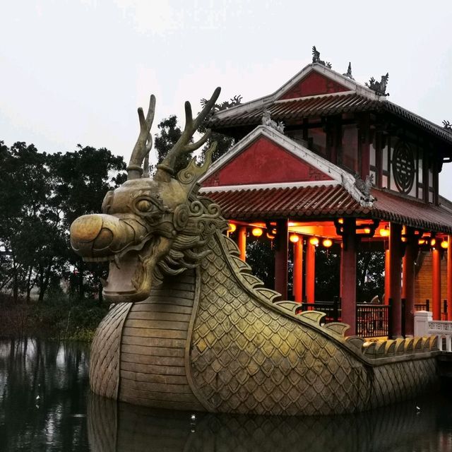Pretty pagoda, lotus, lion dances here 