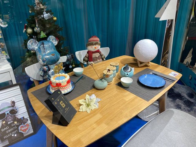 潮玩店yOURS@海之戀商場