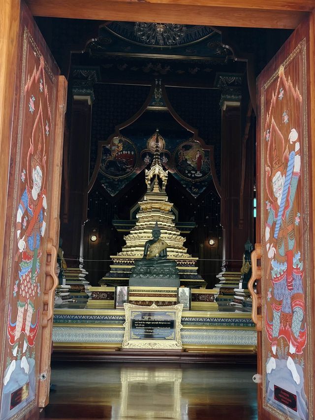 วัดมหาธาตุแหลมสัก จ.กระบี่