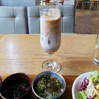[福岡市]天神近く🍽️定食ランチがおすすめ😋の「Rejoyce」