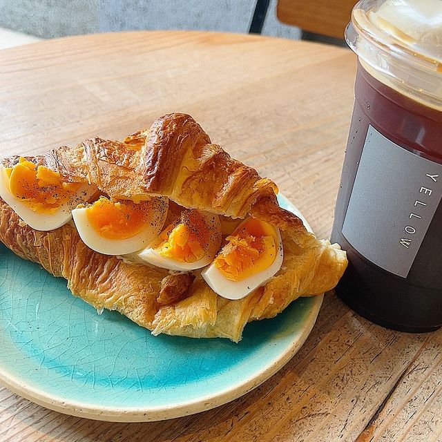 三軒茶屋　クロワッサンが有名なカフェ《Yellow cafe》