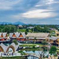 SeaVerse Cafe & Restaurant คาเฟ่ไม้ไผ่ สไตล์ฮาวาย