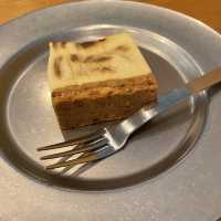 博多駅で買い物に疲れたら　むつか堂カフェ