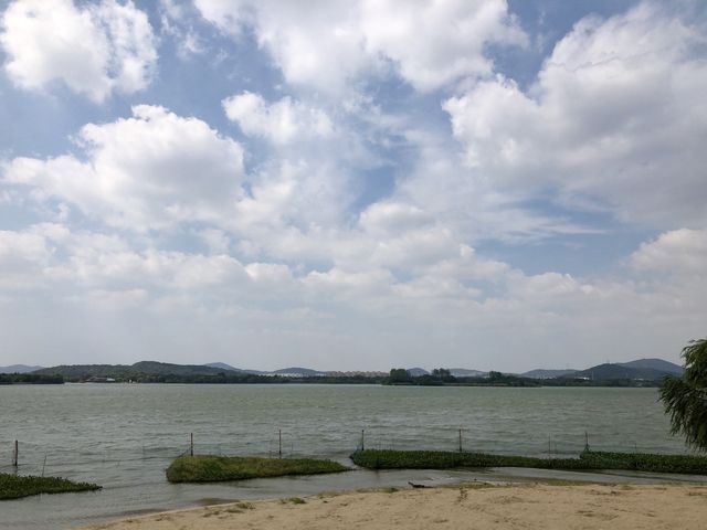 Lihu Lake Wuxi, China 无锡, 中国