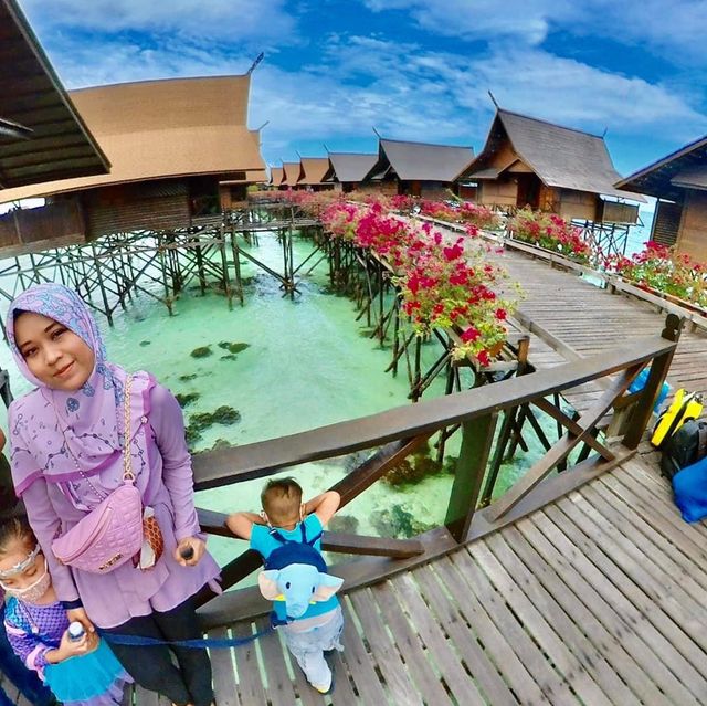 Blue Skies-Green Ocean-White Sandy Beach 🏝️ 