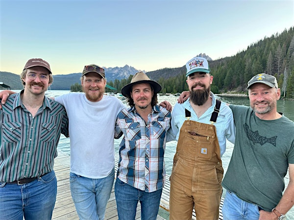 Tree City Travelers | The Sapphire Room at The Riverside Hotel