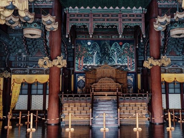 พระราชวังชางด๊อกกุง (Changdeokgung Palace)