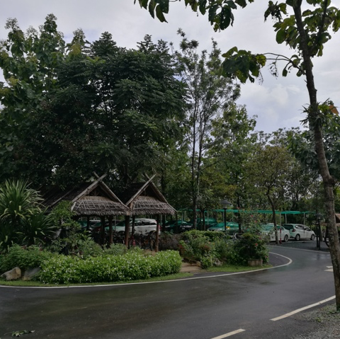 Phukumhom Resort