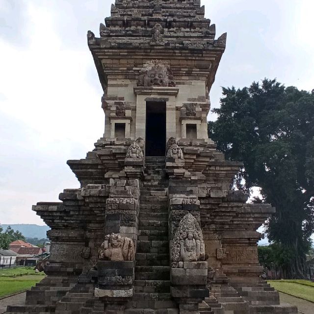 The magnificent Jawi temple