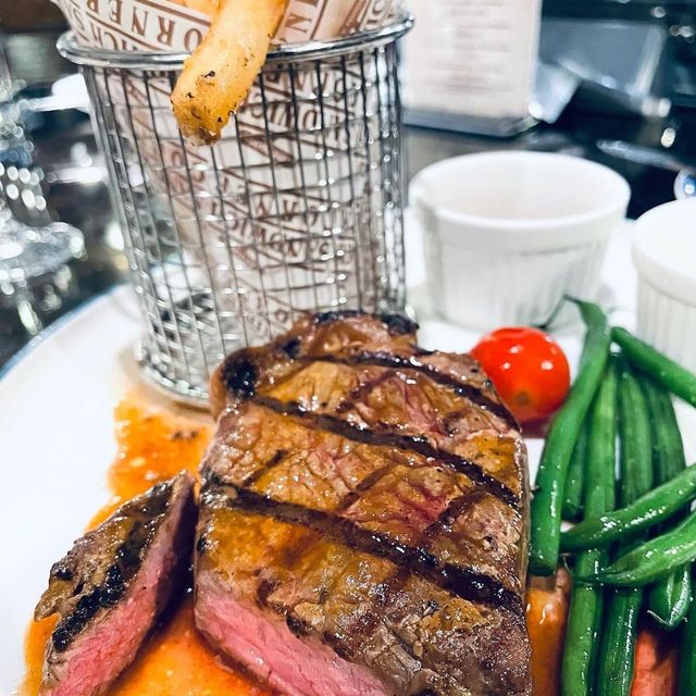 酒店西餐只需$400埋單