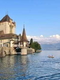 Oberhofen Thun See🏰