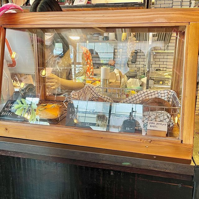 ร้านกาแฟแอนด์เบเกิลเปิดใหม่ย่านสาทร🥯🥤