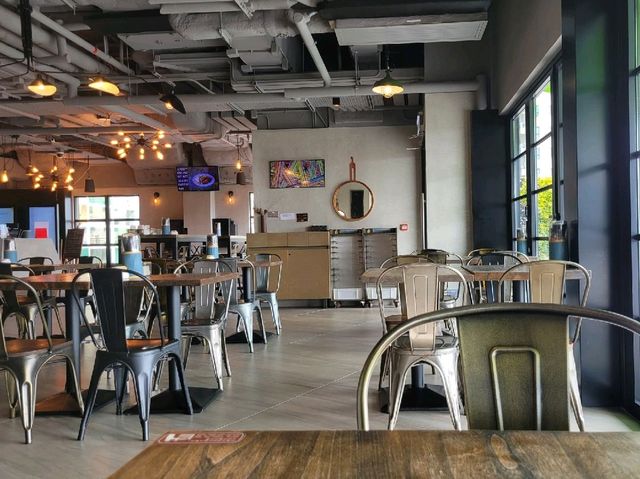 青衣工廈餐廳