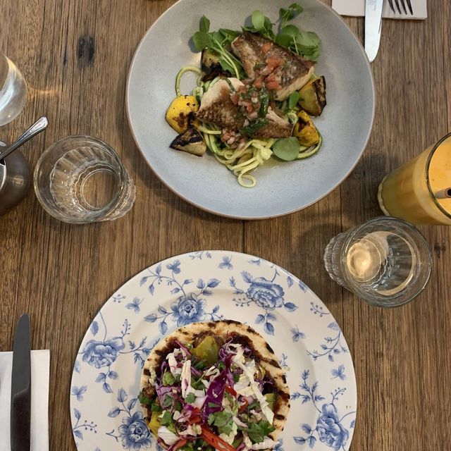 Brunch @ Gordon St Garage 🇦🇺🥗
