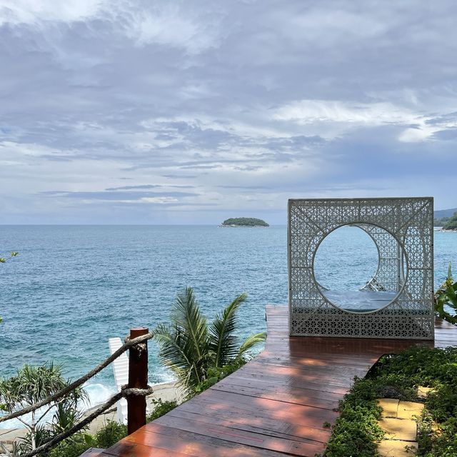 Rock Beach Swing (ร็อคบีชสวิง)