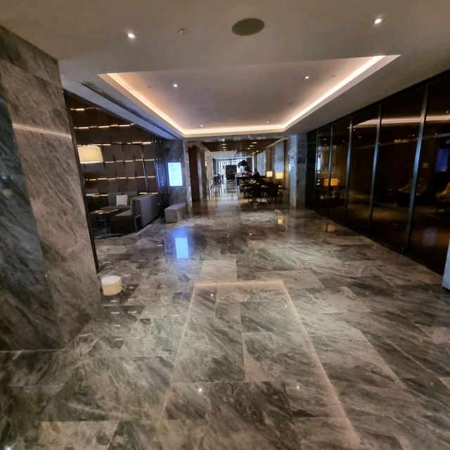 Lobby @ Hilton Kota Kinabalu