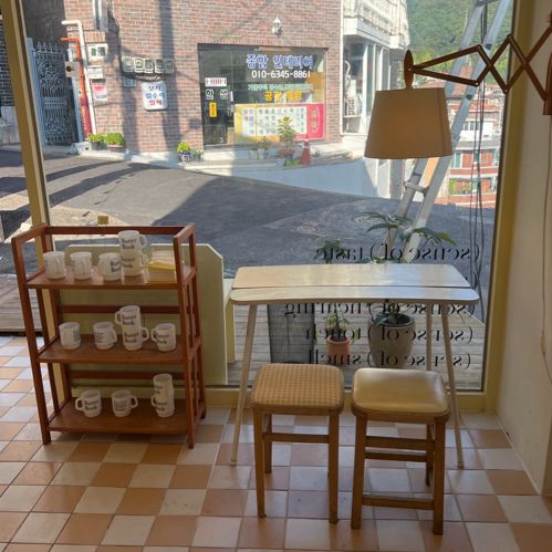 韓国/ソウル【龍山】黄色い壁が目印💛とってもかわいいドーナツ屋さん🍩🌼