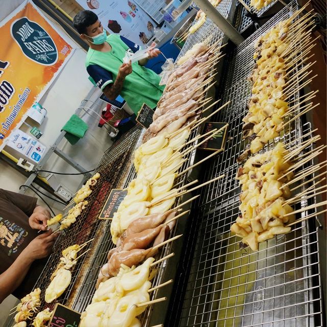 【🇹🇭ナイトマーケットで食べまくりタイ!!】inバンコク