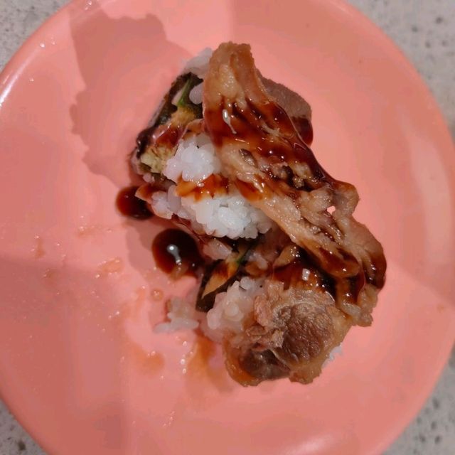 好吃的壽司在爭鮮-爭鮮迴轉壽司（南亞愛買店）