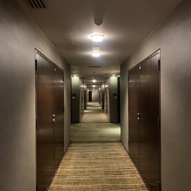 Club Lounge Access with Traders Club
