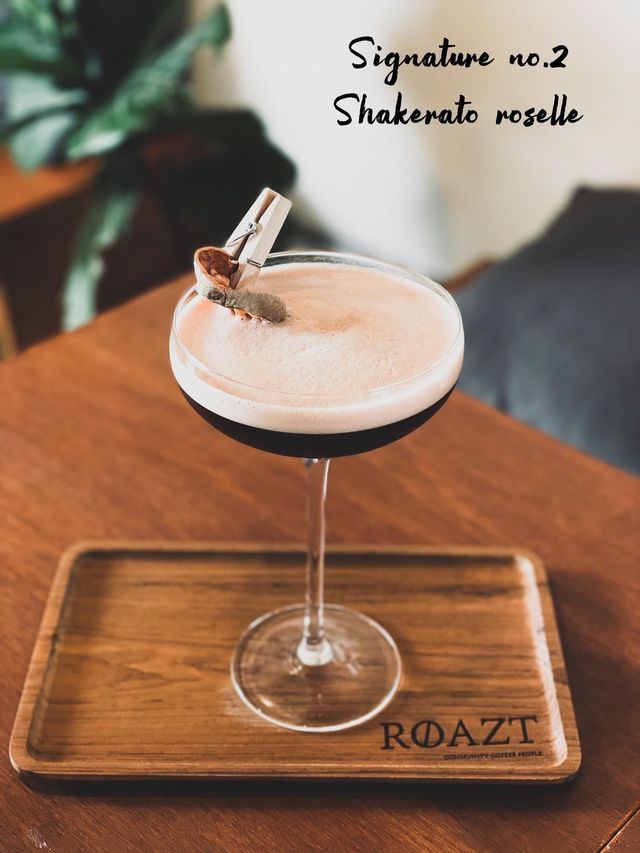 Roazt เช้าจิบกาแฟ ตอนเย็นจิบเบียร์ นั่งชิลล์ๆ
