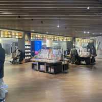 삼성동 코엑스 한복판의 여유 “별마당도서관”