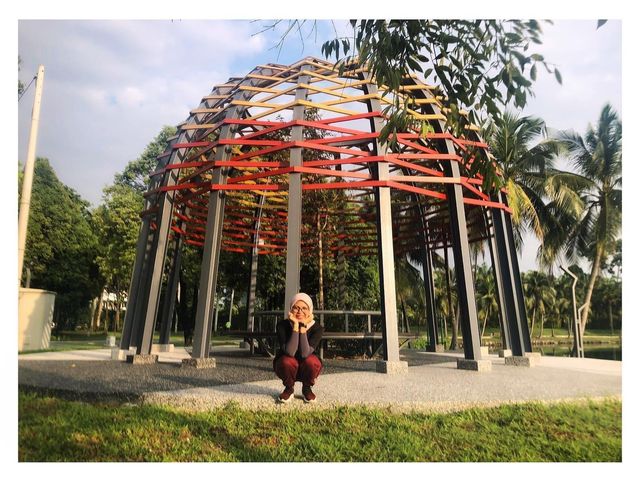 ; Morning stroll at Taman Tasik Titiwangsa.🍃