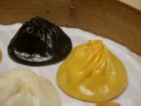 八色小籠包，各色顯功夫 