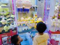 全日任玩playroom$100 起！仲有擲彩虹🌈、公仔機、扭蛋機、機動遊戲！