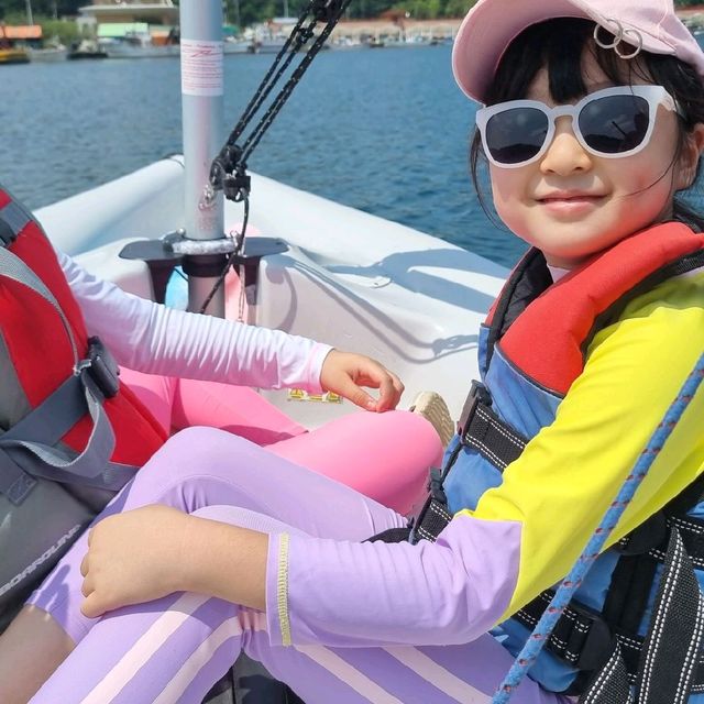 수산항 마리나리조트에서 물놀이