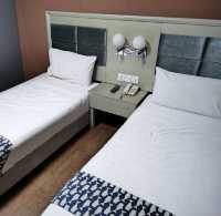 BUDGET hotel with a LUXURY DECORATED❤️
