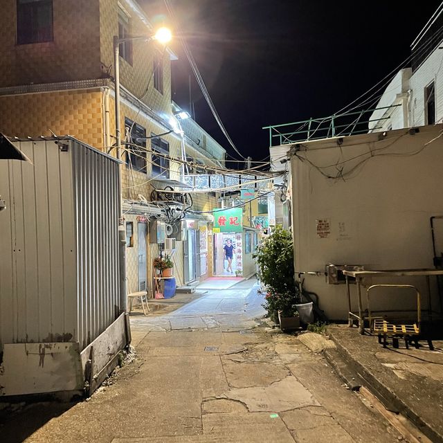 隱藏在市區的海鮮街